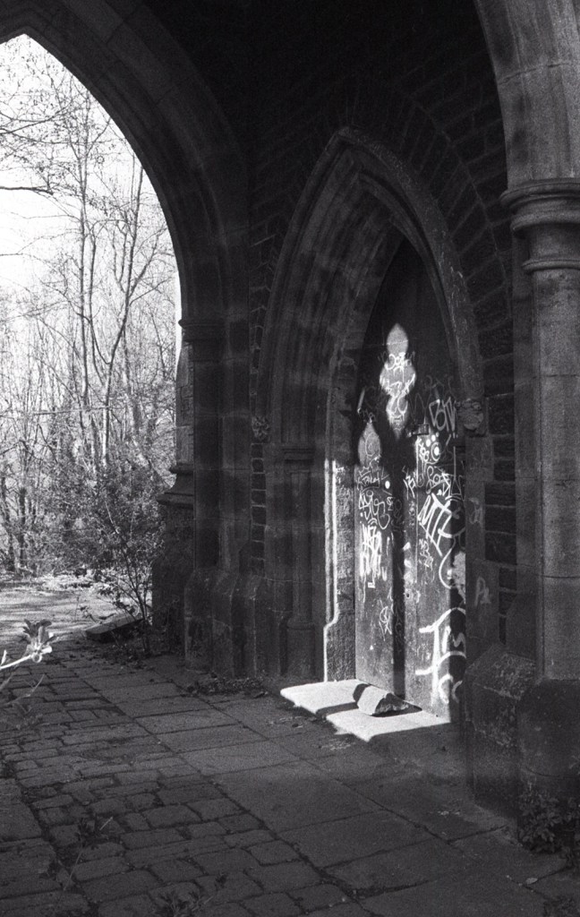 Anglican Chapel Doorway, Sheffield General cemetery
